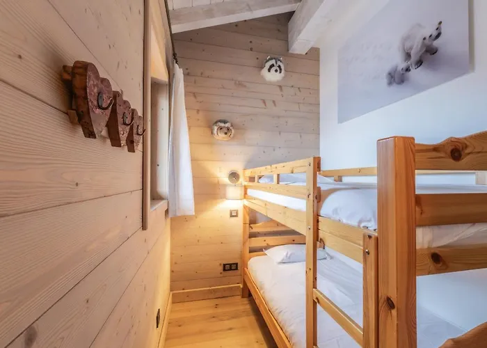 Cosy Au Pied Des Pistes Avec Parking - Fr-1-568-23 * Courchevel